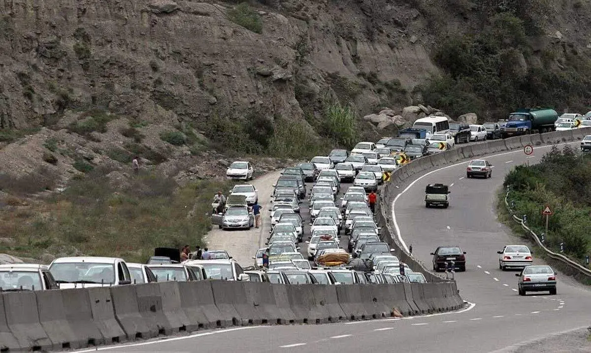 ترافیک سنگین در محورهای هراز و فیروزکوه؛ وضعیت تردد در جاده‌ها امروز (شنبه)