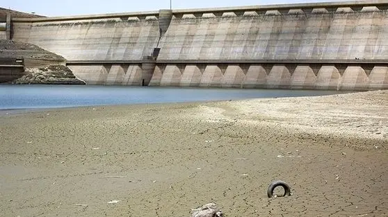 آب سدهای کشور به شدت کاهش یافته؛ بحرانی در کمین است