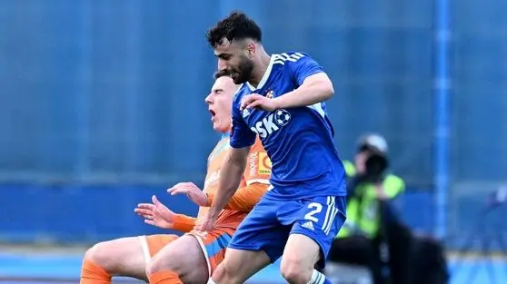 ستاره پرسپولیس در آستانه انتقال جنجالی به سپاهان؛ محرمی پرسپولیس را کنار گذاشت؟