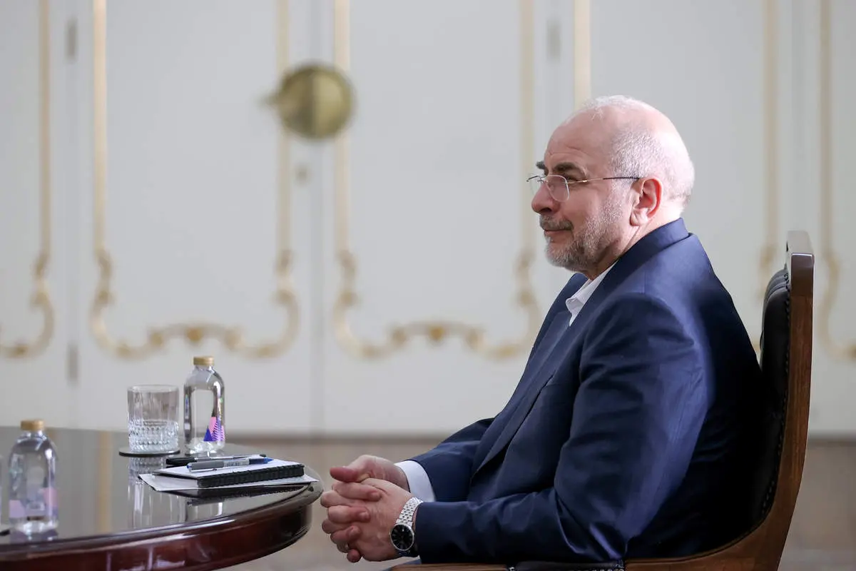 قالیباف در مجلس به روحانی و ظریف تاخت