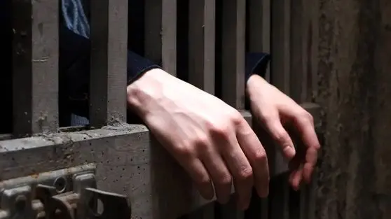 زن معتاد با همدستی دوست شوهرش، شوهر را کشت و جسدش را در پارک رها کرد