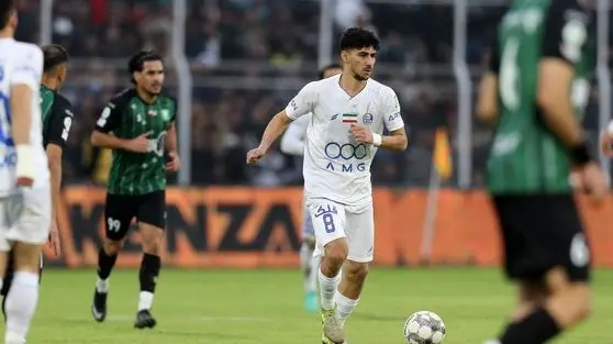 ستاره استقلال از تیم ملی انصراف داد