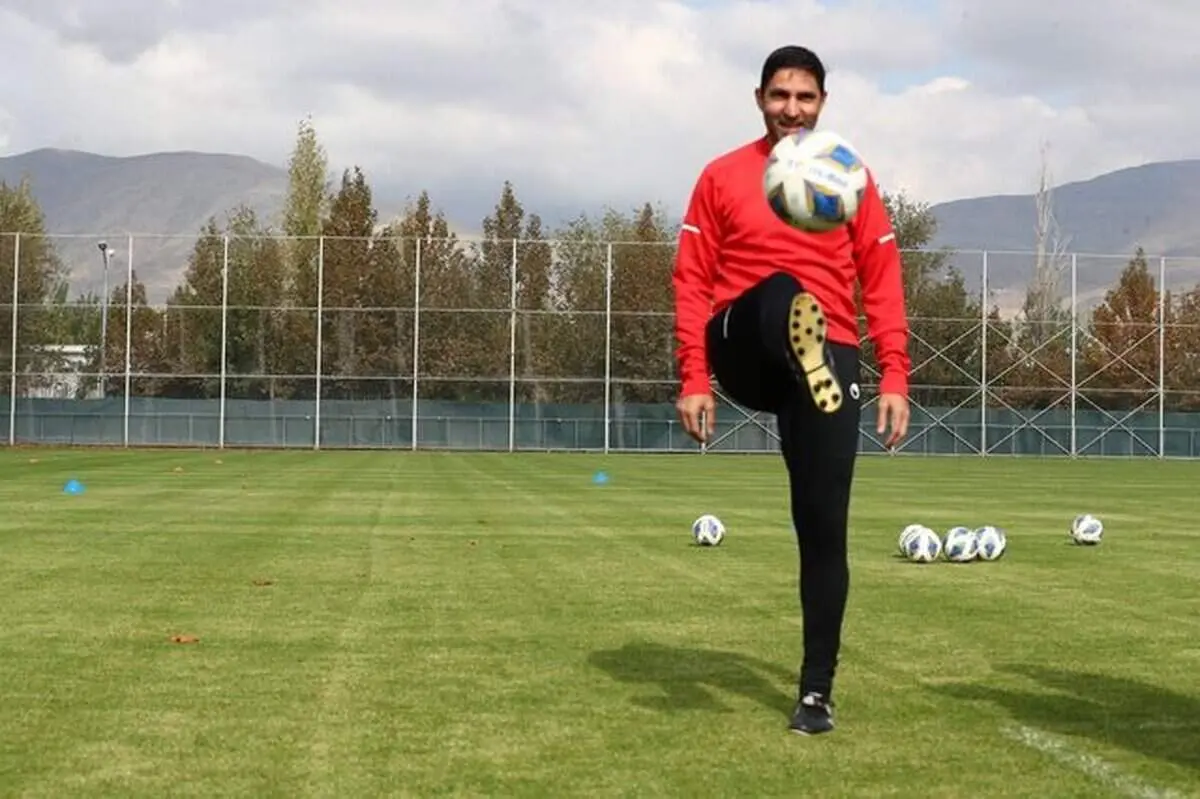 لیست مشکوک خرید وحید هاشمیان برای پرسپولیس لو رفت