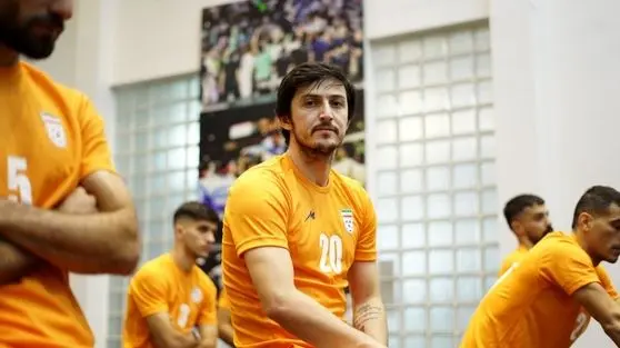 خداحافظی تلخ سردار آزمون با صابر کاظمی اشک همه را درآورد+عکس