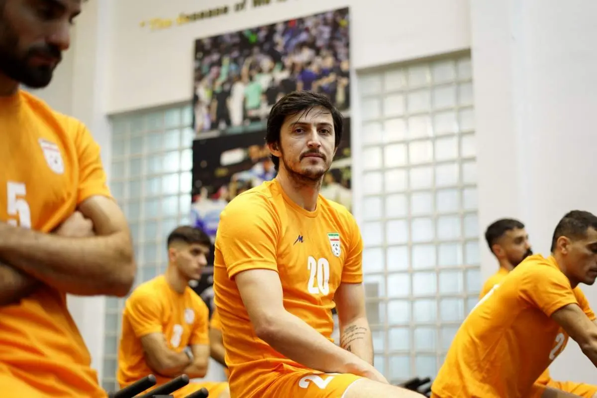 خداحافظی تلخ سردار آزمون با صابر کاظمی اشک همه را درآورد+عکس