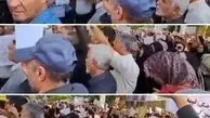 تجمع جنجالی بازنشستگان فرهنگی مقابل سازمان برنامه و بودجه؛ رتبه‌بندی سال ۱۴۰۰ هنوز اجرا نشده است