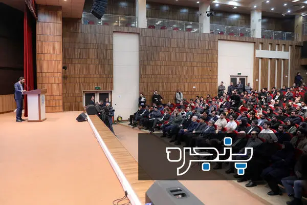 مراسم روز دانشجو در دانشگاه شریف با حضور مسعود پزشکیان