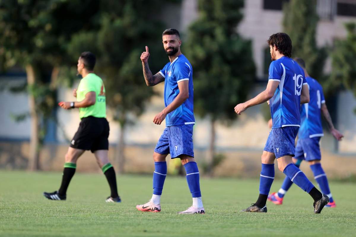 مدافع جنجالی استقلال به نساجی پیوست