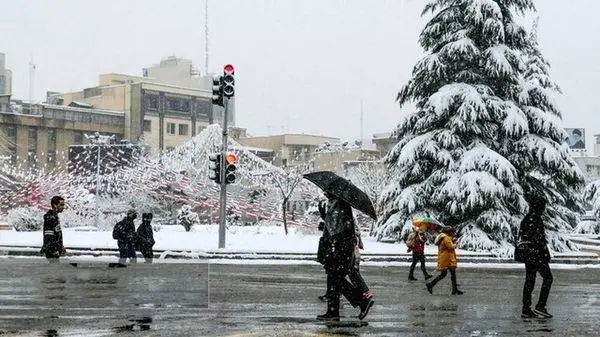 تهران آماده بارش‌های برف و باران از شنبه/ دمای هوا تا ۶ درجه کاهش می‌یابد