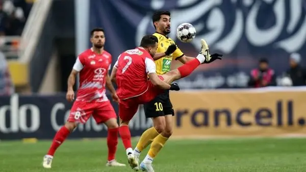 جدال پرسپولیس و گل‌گهر بر سر مدافع ملی‌پوش بالا گرفت