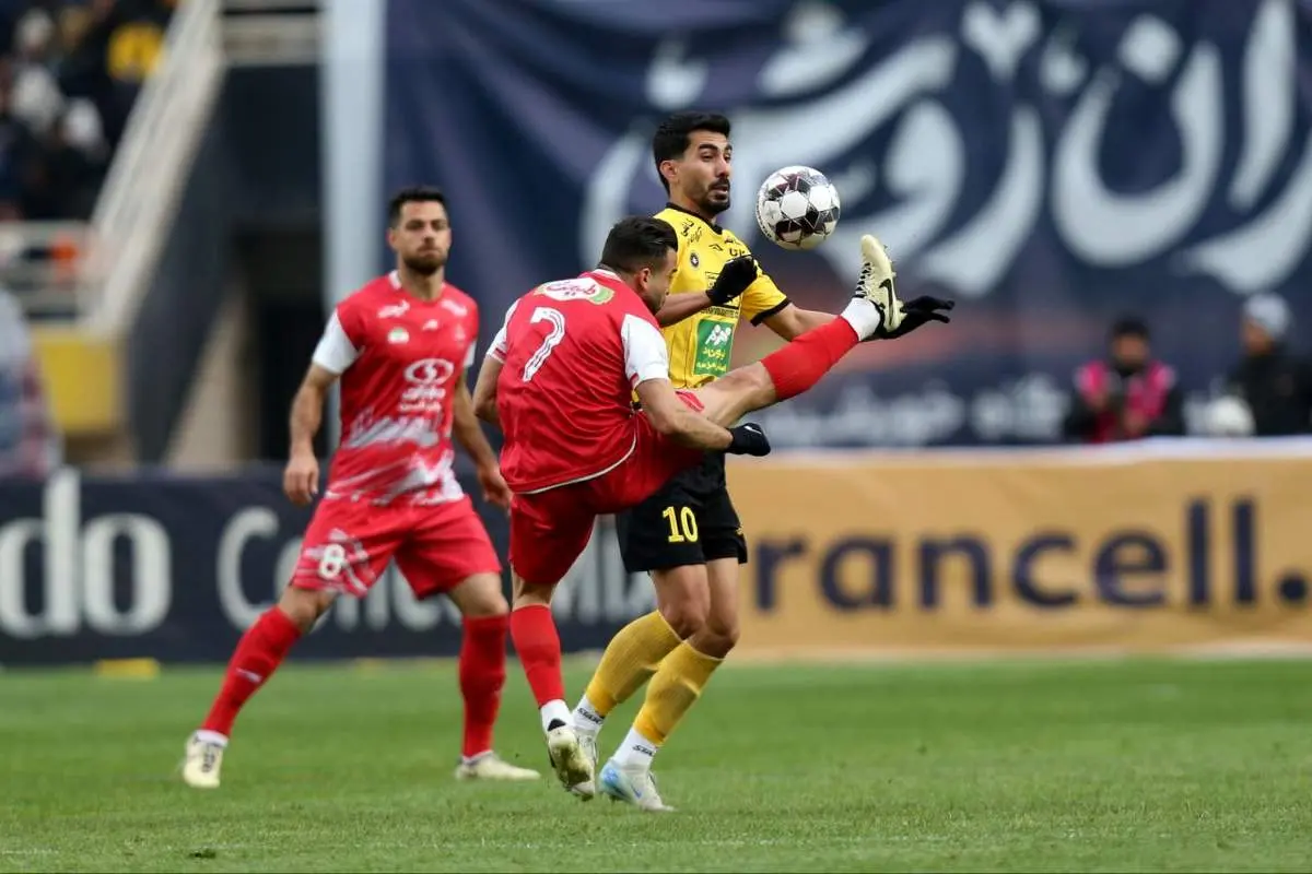 آیا رضا شکاری پیراهن پرسپولیس را به تن خواهد کرد؟