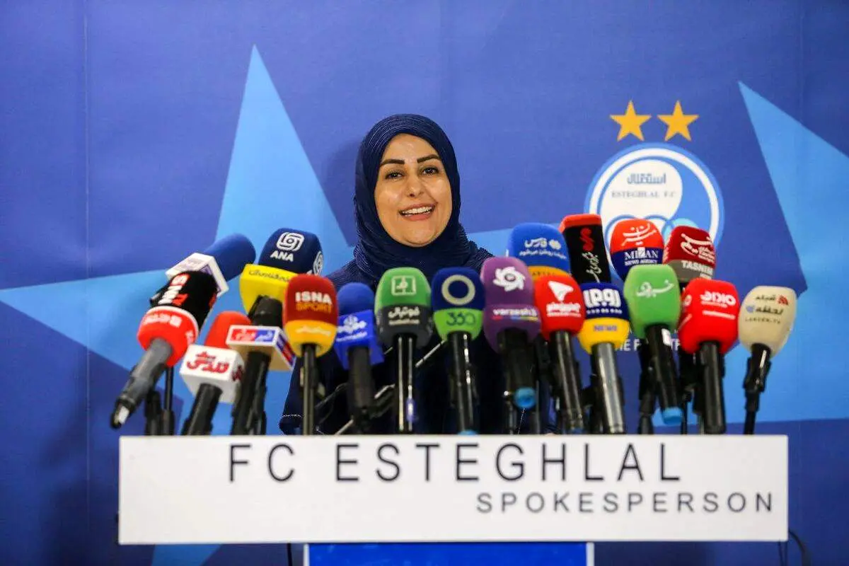 ادعای جنجالی سخنگوی استقلال: کلارنس سیدروف مشاور اصلی ساپینتو در نقلوانتقالات!