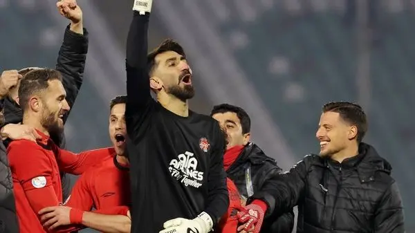 سرنوشت شکایت پرسپولیس از علیرضا بیرانوند