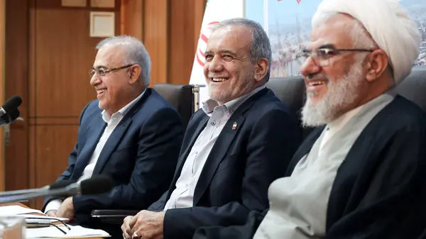 پزشکیان: انتقال پایتخت از تهران دیگر یک انتخاب نیست، بلکه یک ضرورت ملی است