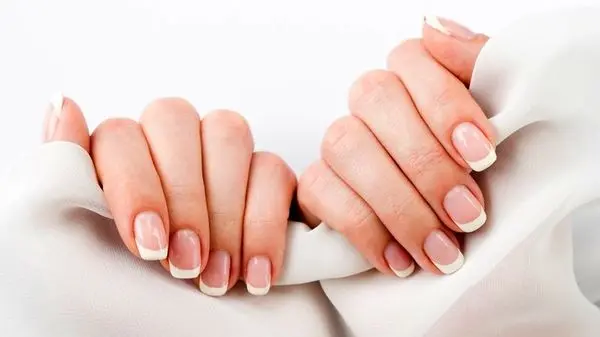 ۷ علامتی که ناخن‌های شما را خبر از کلسترول بالا می‌دهند