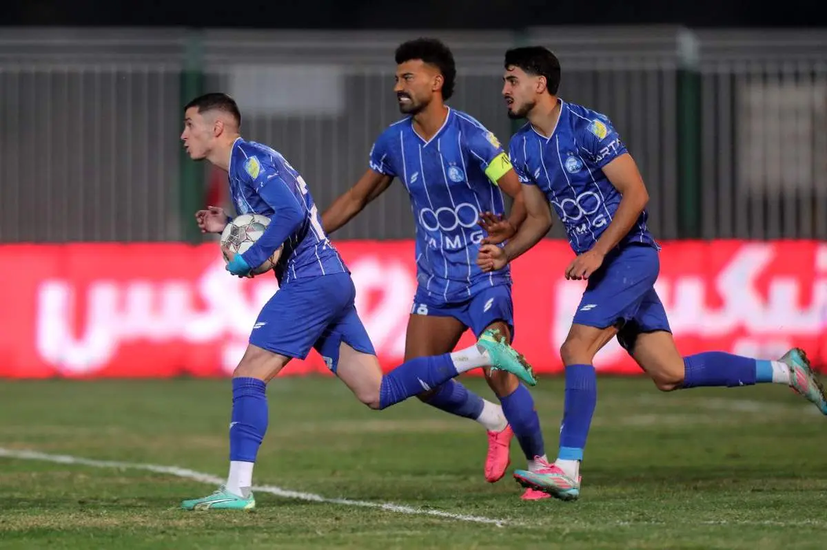 بازگشت احتمالی ستاره‌های استقلال به سپاهان/ تیم در نیم‌فصل خالی می‌شود!