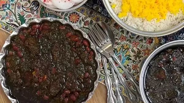 طرز تهیه اسپاگتی سیر و لیمو؛ غذایی سریع و خوشمزه برای یک وعده سبک