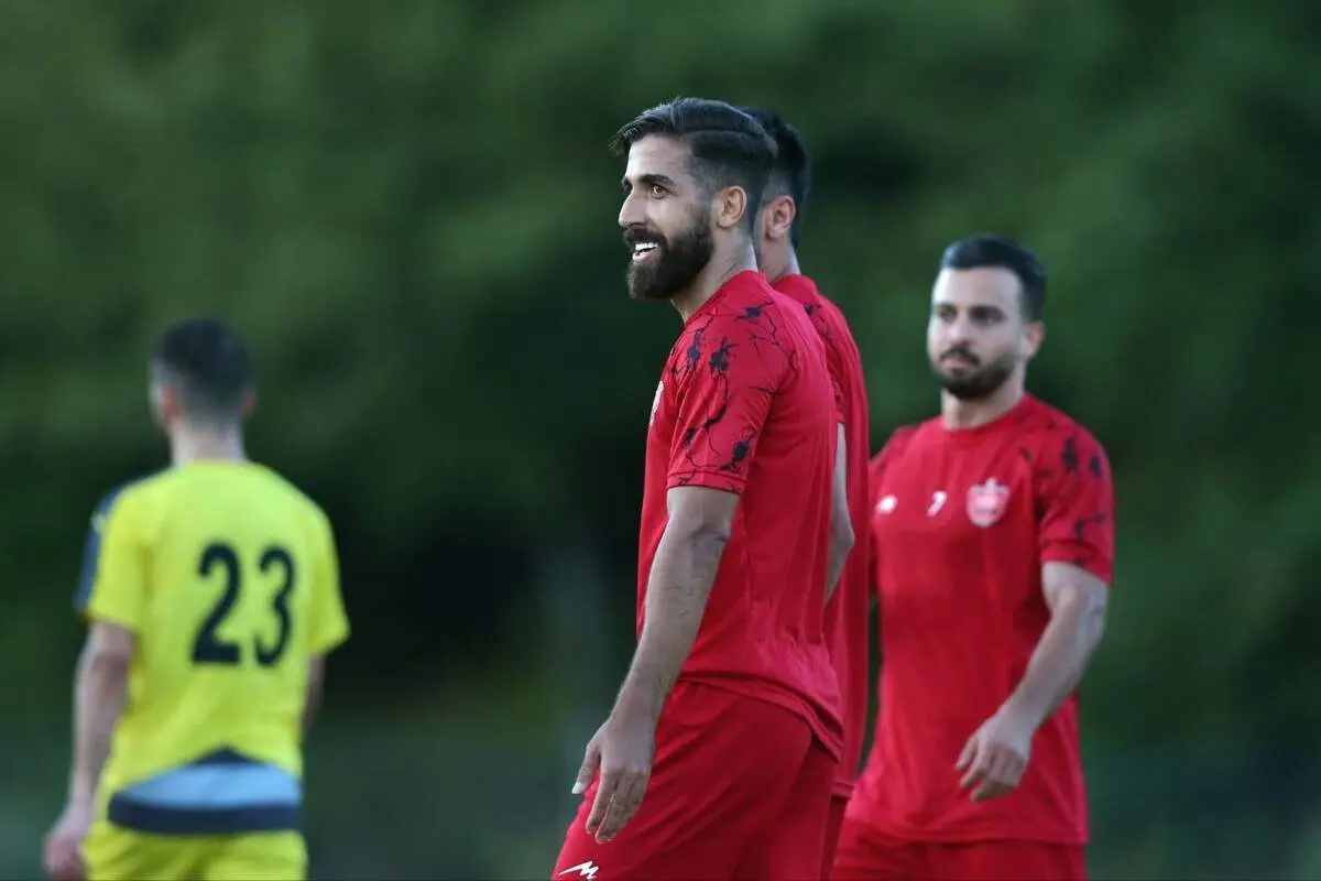 واکنش جالب همسر بازیکن پرسپولیس به گلزنی او!