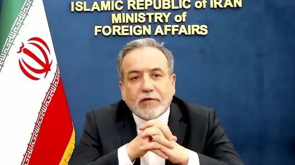 غریب آبادی: آخرین تحولات مربوط به لغو تحریم‌ها و موضوع هسته‌ای در مذاکره با اروپایی‌ها مورد بحث قرار گرفت
