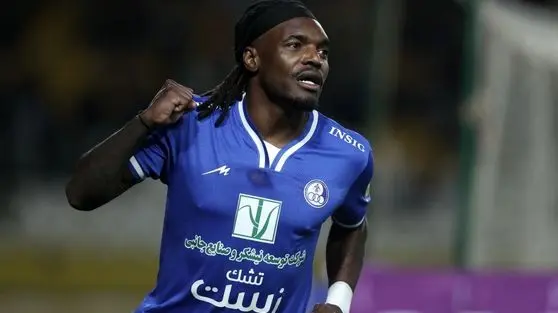 ستاره استقلال به پرسپولیس ابراز علاقه کرد!