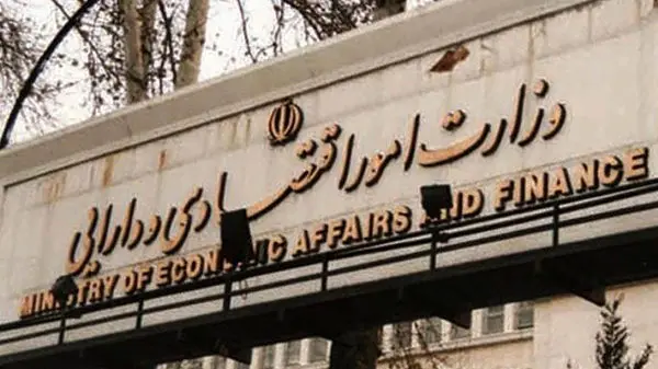 پزشکیان خطاب به مسئولان فرهنگی: چرا بر راهی که شکست خورده، پافشاری می‌کنیم؟