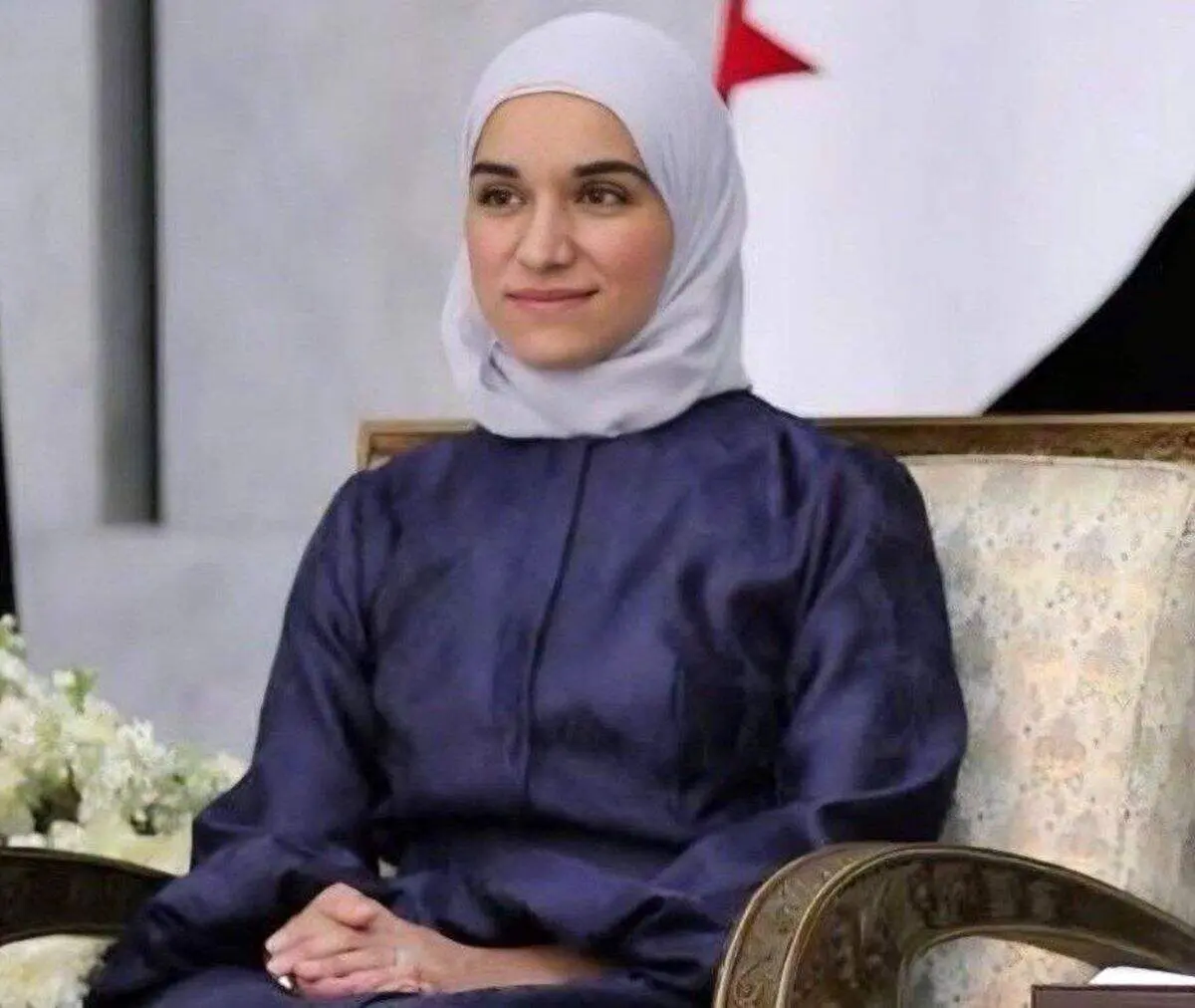 پوشش متفاوت بانوی اول سوریه در نشست دیپلماسی آنتالیا توجه‌ها را جلب کرد