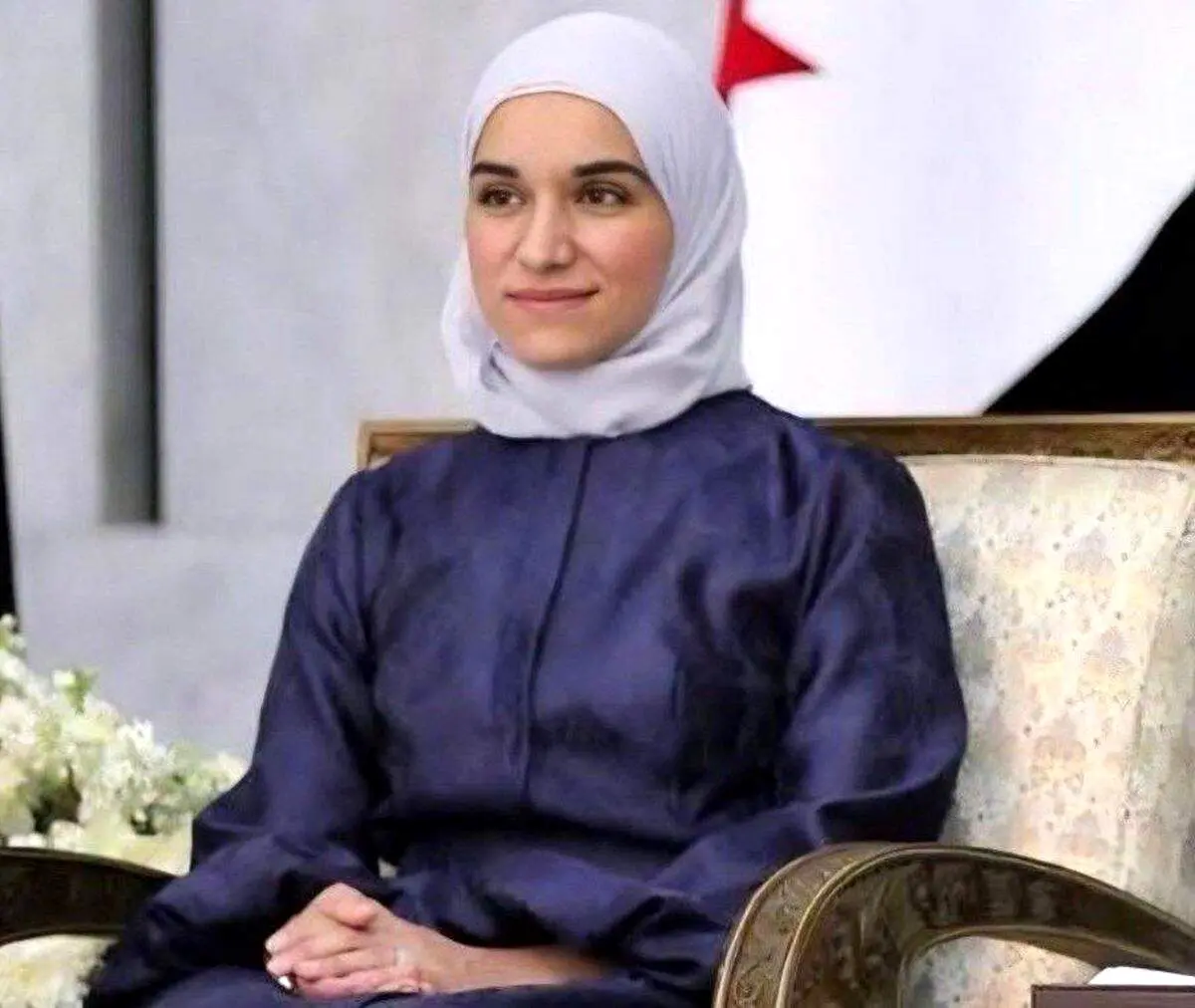 پوشش متفاوت بانوی اول سوریه در نشست دیپلماسی آنتالیا توجه‌ها را جلب کرد