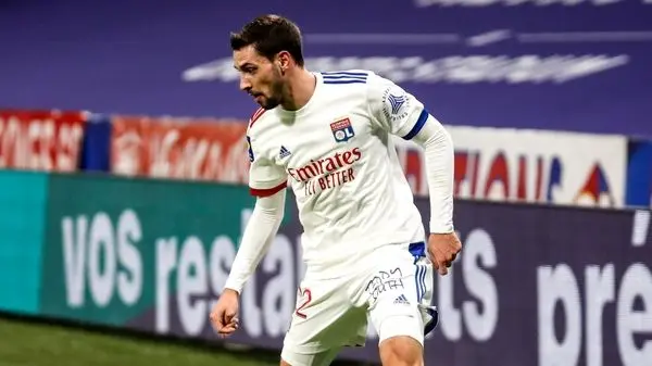 ائتلاف بانک شهر و درویش مقابل فشار هواداران پرسپولیس