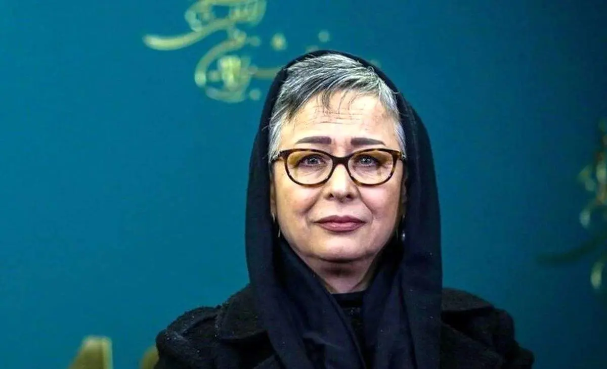 درخشش خیره‌کننده آزیتا حاجیان در ۶۷ سالگی