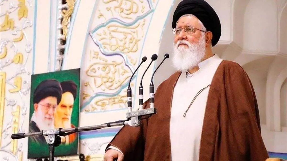 علم‌الهدی هشدار داد: حجاب و خداباوری نسل جوان در معرض تهدید