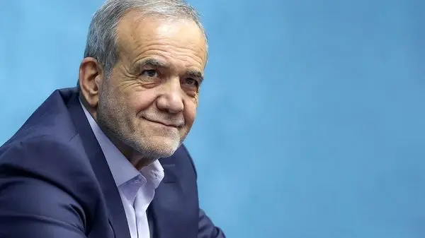 پزشکیان: هنجارشکنی در جامعه به اندازه اجبار حجاب، ناپسند و غیرقابل قبول است