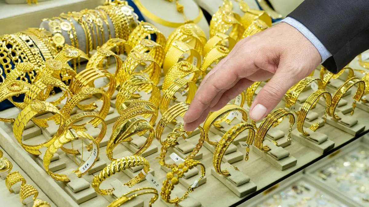 پشبینی سقوط آزاد طلا در بازار ایران؛ قیمتها تا کجا پایین میرود؟