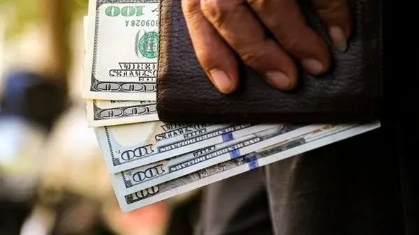 قیمت عصرگاهی دلار امروز یکشنبه ۵ بهمن ۱۴۰۴ اعلام شد