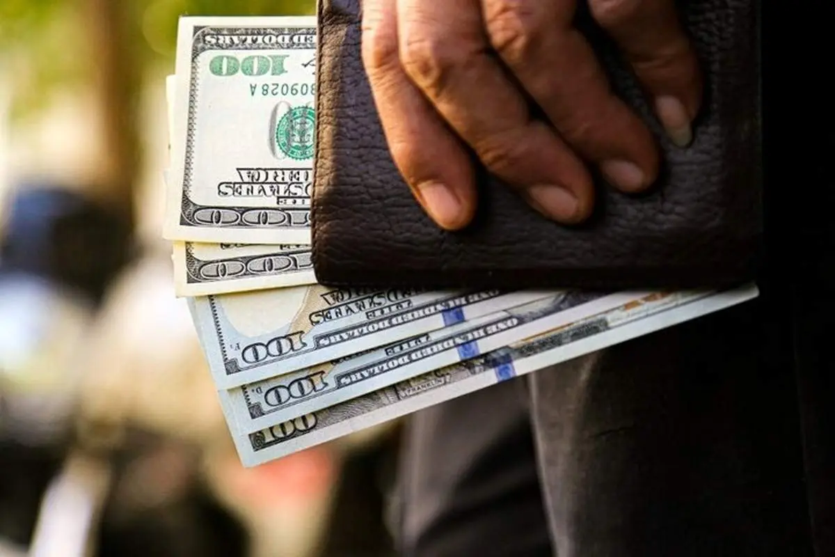 قیمت عصرگاهی دلار امروز یکشنبه ۵ بهمن ۱۴۰۴ اعلام شد