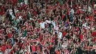 عجیب و باورنکردنی: طرفدار پرسپولیس با تیرکمان سپاهانی‌ها را هدف گرفت + ویدیو