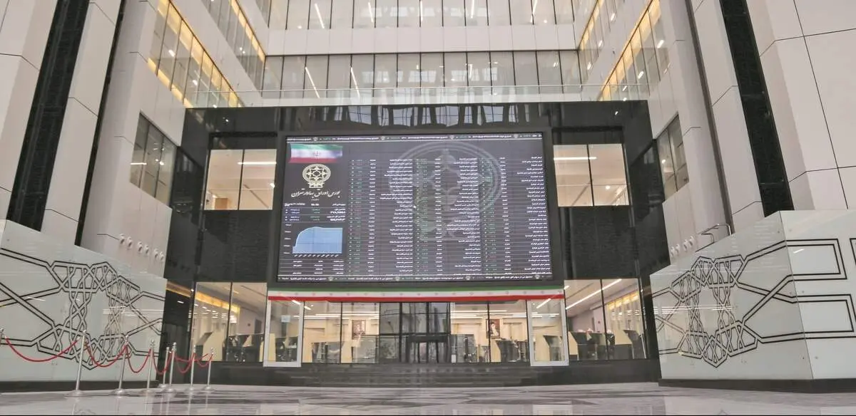 آخرین وضعیت بازار بورس امروز چهارشنبه 18 تیر 1404 اعلام شد