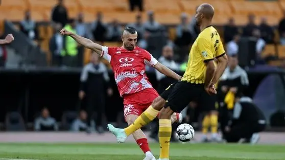 سردار دورسون و آینده مبهم در پرسپولیس؛ مهاجم ترک هنوز تصمیم نگرفته