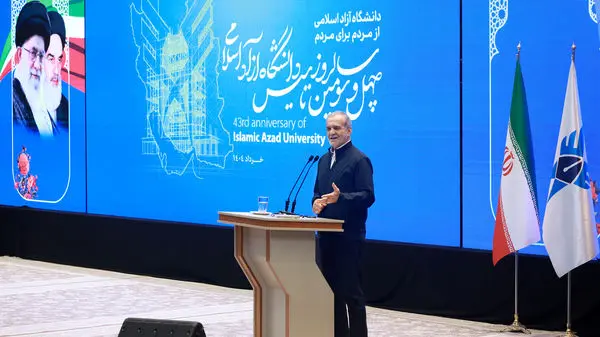 مسعود پزشکیان: ۸ ماه پیش کسی من را تحویل نمی‌گرفت، حالا شدم رئیس جمهور!