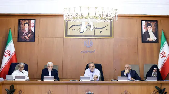مسعود پزشکیان: قطع برق بخش‌های تولیدی و صنایع آخرین انتخاب است