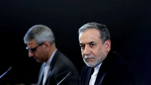 عراقچی: باید ضلع سومی به میدان و دیپلماسی اضافه شود