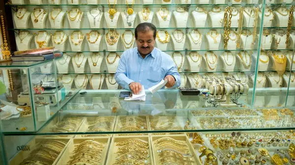 بازار طلا و سکه امروز ۸ آذر ۱۴۰۴ | طلای ۱۸ عیار گرمی ۱۲ میلیون ناقابل!