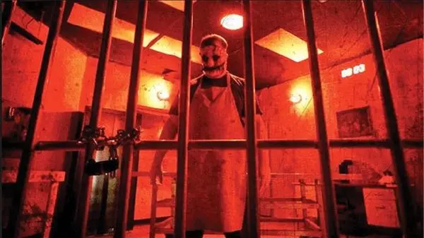 حادثه دلخراش در پرواز تهران-بوشهر | مسافر ۴۳ ساله جان باخت/ علت چه بود؟
