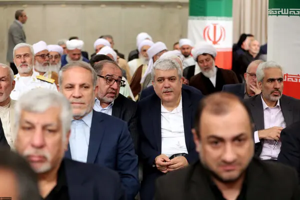 مراسم تنفیذ حکم ریاست جمهوری مسعود پزشکیان توسط رهبر انقلاب