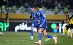 خلاصه بازی: استقلال ۲ - ۱ سپاهان