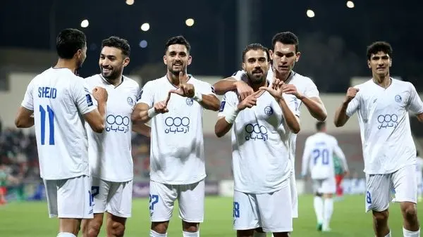 سورپرایز عجیب در استقلال!