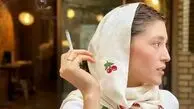 ژست عجیب فرشته حسینی با یک تیپ عجیب‌تر