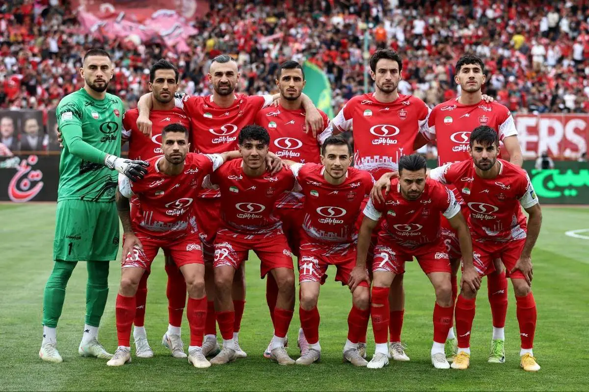 تعویق پرحاشیه در رونمایی آنلاین ستارههای جدید پرسپولیس؛ هواداران ۴۰ دقیقه در انتظار ماندند!