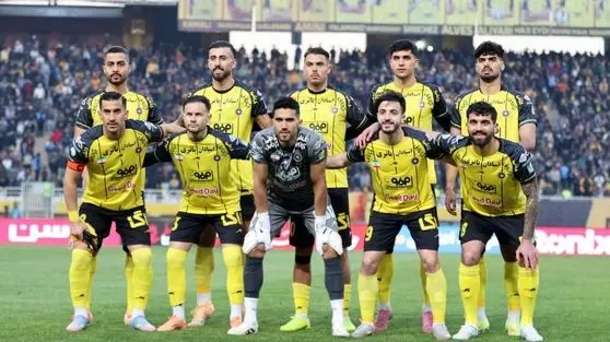 ساعت بازی پرسپولیس و سپاهان امروز جمعه تغییر کرد!