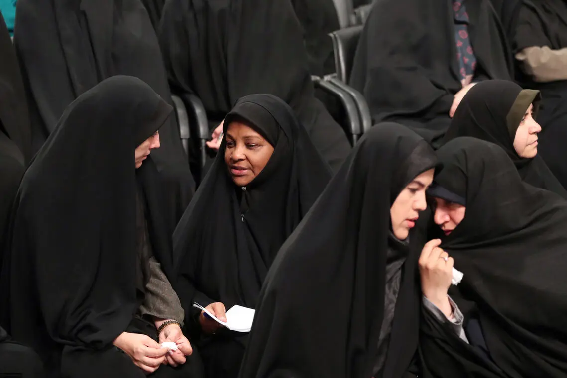 مراسم تنفیذ حکم ریاست جمهوری مسعود پزشکیان توسط رهبر انقلاب