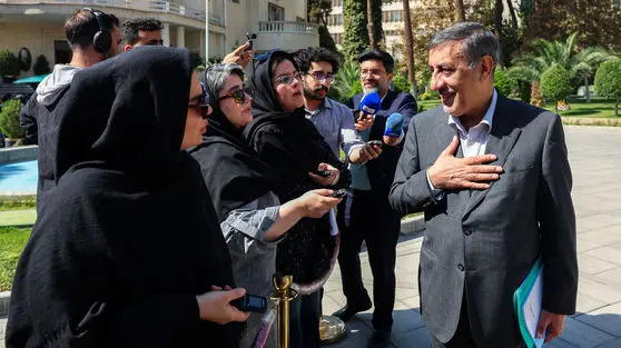 معاون رئیس جمهور: نمایندگان به خاطر انتصابات و اینکه فردی در جایی گمارده نشده است می‌خواهند وزرا را استیضاح کنند؟